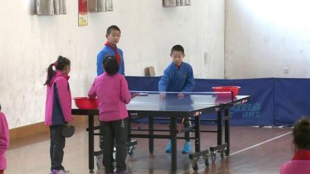 人教版体育五年级《练习正手发平球技术》视频课堂教学视频实录-田子明