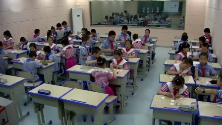 《小小设计师》人教2011课标版小学数学二下教学视频-青海西宁市_城中区-李玉琳