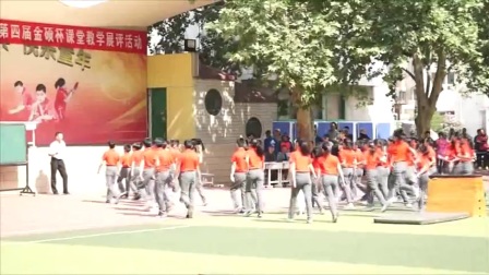 小学体育人教版五六年级《1.跳上成蹲撑，起立，挺身跳下的学练》河南李文宝