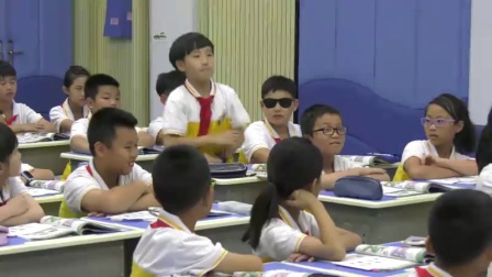 小学英语外研版三下Module6 Unit 2 What does Lingling have at school-福建 黄智欣