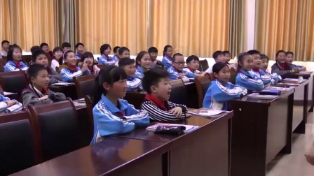 外研版(三起)小学英语四下Module1 Unit 1 She's a nice teacher.河南马向向