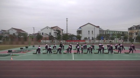 人教版体育五年级《支撑跳跃：山羊分腿腾越》课堂教学视频实录-胡涛波