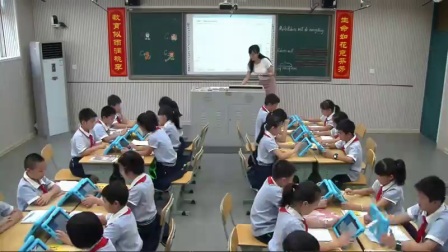外研版(三起)小学英语四下Module3  Unit 1 Robots will do everything.湖南朱荣秋