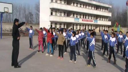 《武术：小套路》科学版四年级体育，张鑫