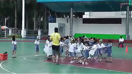 小学一年级体育,一物多玩（报纸）教学视频水平体育卢兰英
