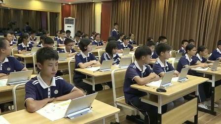 初中道德与法治部编版七下《4.9 法律保障生活》广东张敏怡