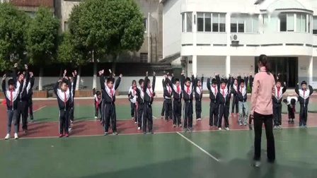 《立定跳远》一年级体育，何静