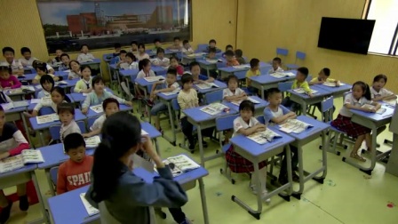 小学英语外研版三下Module4 Unit 2 Does Lingling like oranges-湖北陈裕