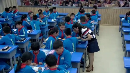 小学数学人教版五下《第8单元 数学广角——找次品》重庆段玲