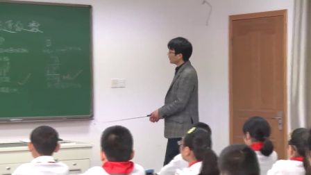 人教版数学五上《积的近似数》课堂教学视频实录-鲍永超