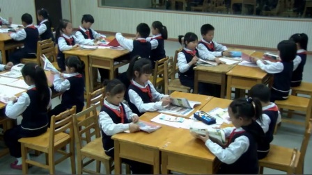 外研版(三起)小学英语三下Module3 Unit 2 I don't like riding my bike.湖南罗惠