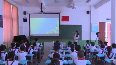 小学道德与法治部编版一下《第7课 可爱的动物》福建黄小霞