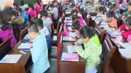 《5 面积-长方形、正方形面积的计算》人教2011课标版小学数学三下教学视频-山西朔州市-卢香