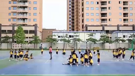 小学体育人教版三四年级《2.组合二》福建钟雪云