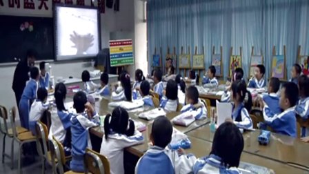 2015优质课视频《七彩虹》小学美术湘美版一下第4课-深圳-田东小学：张春那