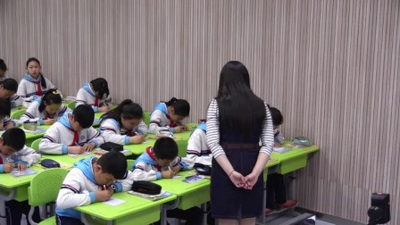 人教版小学数学六下《第4单元 图形的放大与缩小》河南  武胜楠