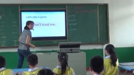 外研版(三起)小学英语三下Module7  Unit 1 We fly kites in spring.湖北吕倩倩