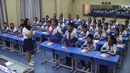 外研版(三起)小学英语六下Module5 Unit 1 He is playing the suona, but the phone rings.宁夏龚颖