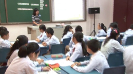 外研版(三起)小学英语五下Module7 Unit 1 She goes to school on Mondays.四川余红