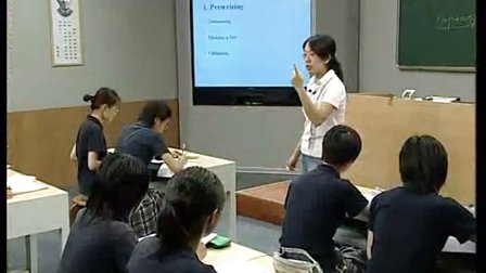 高中英语新课程课堂教学案例研究《Helping buy an electronic dictionary》译林牛津版选修七-南师大附中：赵洁