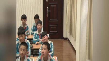 外研版(三起)小学英语六下Module3  Unit 2 The cows are drinking water.河南段莎莎