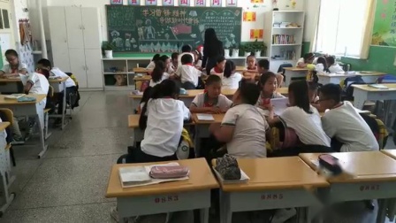 《口语交际-我敬佩的一个人》人教版小学语文四下课堂实录-新疆生产建设兵团_第九师-张春华