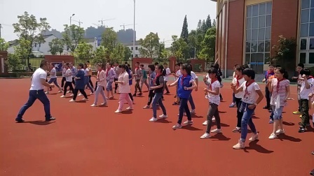 《50米快速跑》优质课（六年级体育，江苏镇江）