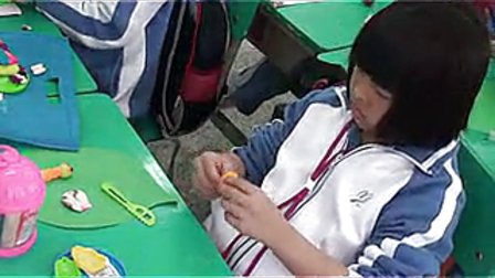 《可爱的小虫》小学一年级美术安芳小学蔡潇依