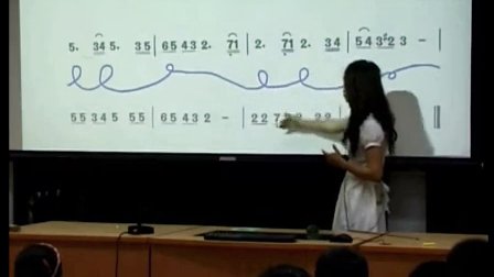 人音版小学音乐五年级上册《雪花带来冬天的梦》优质课教学视频2