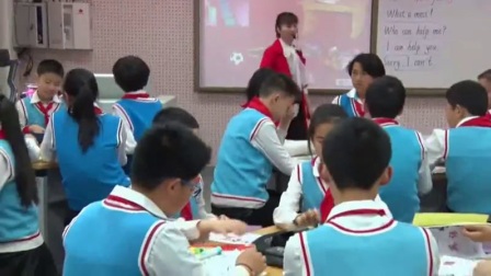 外研版(三起)小学英语六下Module4 Unit 2 The apples are falling down the stairs.重庆何萍