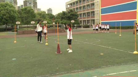 人教版体育五年级《跨越式跳高》课堂教学视频实录-李恒