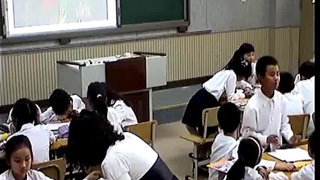 《学会安全自护》北师大版品德四下-惠济区实验小学：崔燕