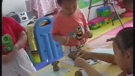 泥娃娃（小班艺术与情感）北京市房山区良乡幼儿园-郝继红02