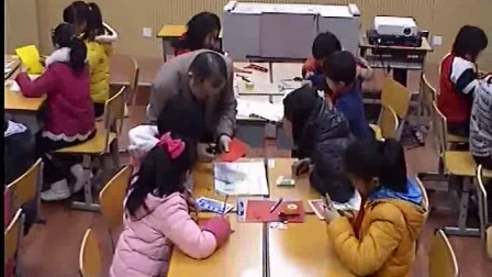 《纸飞机模型》小学劳动技术豫科版四年级-港区第二小学：李占伟